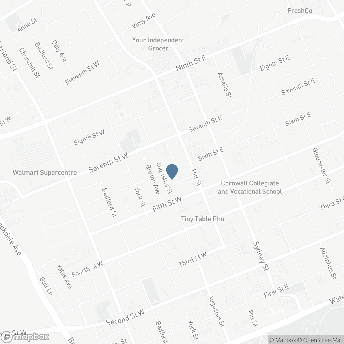 26 SIXTH STREET W, Cornwall, Ontario K6J 2W3